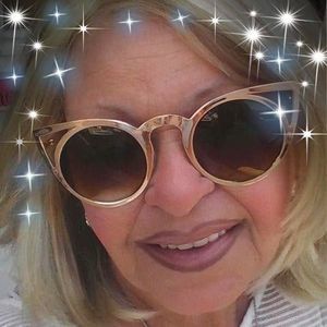 Meet your Posher, Cheryl